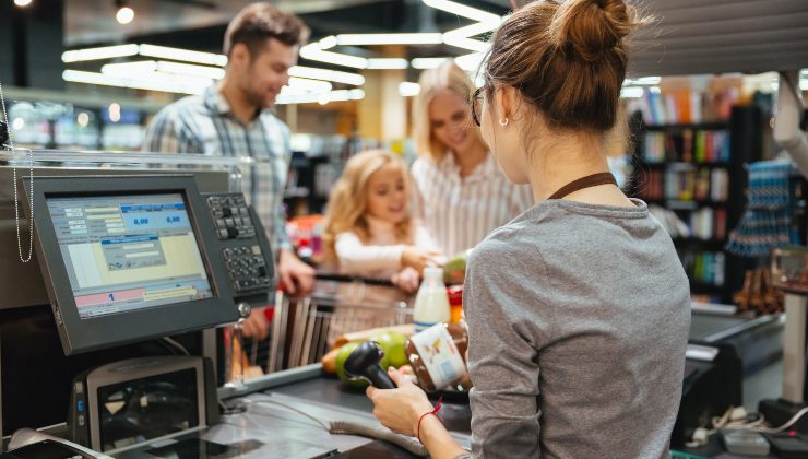 Lidl salva l'estate: lo vendiamo a 1.99 €, ma per pochissimi giorni | Mamme in fila dalle 6 del mattino
