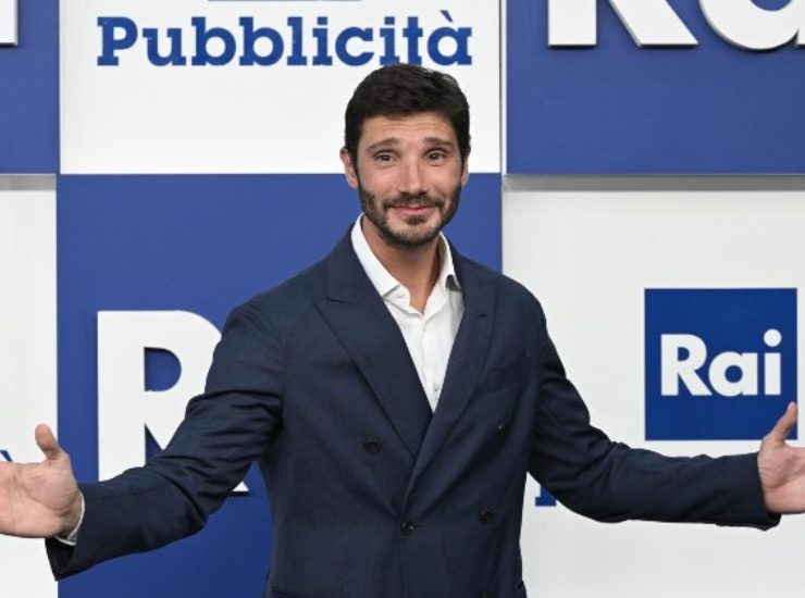 aspra polemica contro Stefano De Martino