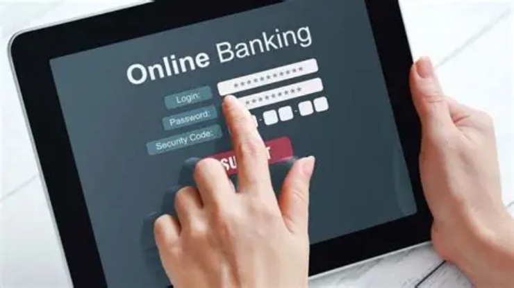 Avanza l'home banking per Intesa Sanpaolo