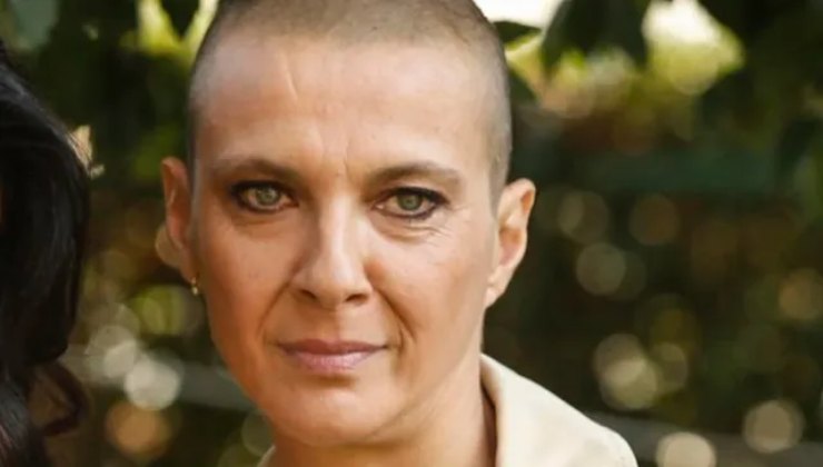 Rosalinda Celentano, ha dovuto rivelare l'amore nascosto: "Ci amiamo da 20 anni" |