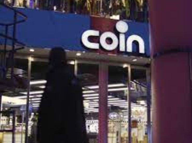 negozio Coin chiusura - Facebook - c4comic.it