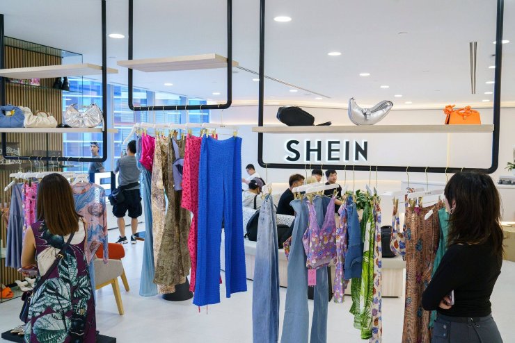 SHEIN chiude a Pavia