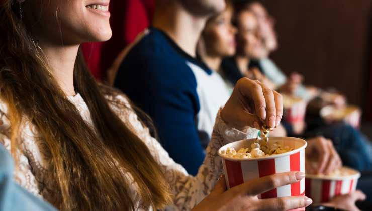 Appassionati di cinema avvisati: da oggi non serve più esibire il BIGLIETTO