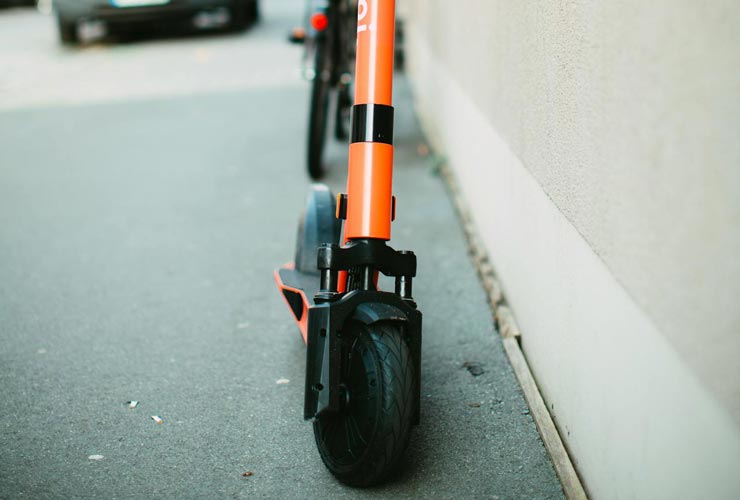 Monopattino-elettrico-Foto-di-Markus-Spiske-da-Pexels-C4Comic.it