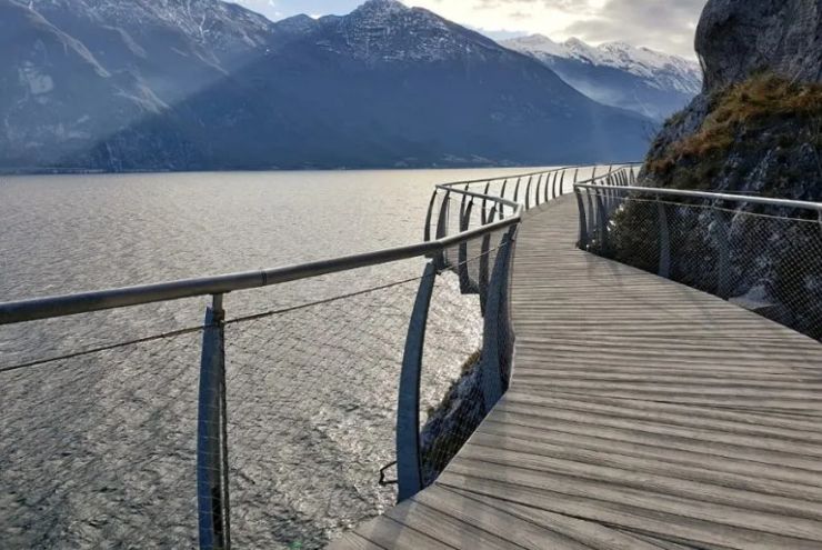 La passerella sul Garda