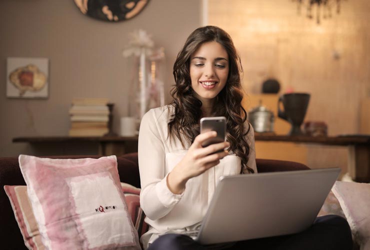 Wifi-casa-Foto-di-Andrea-Piacquadio-su-Pexels-C4Comic