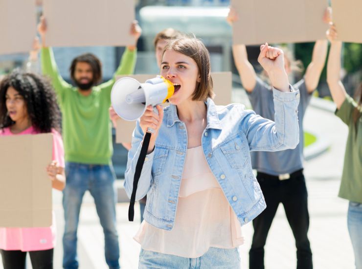 protesta scuola - freepik -c4comic.it
