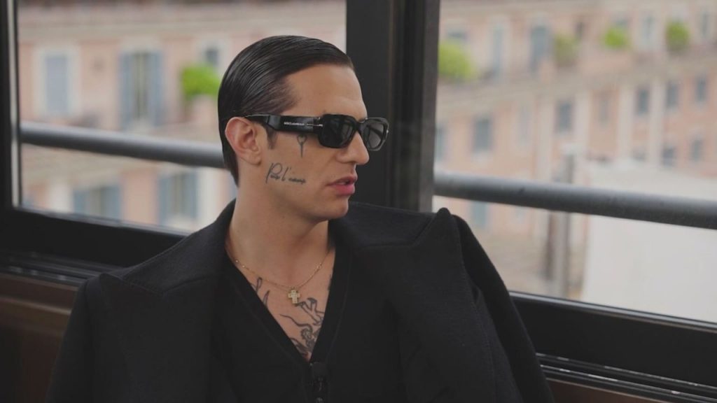 Achille Lauro coinvolto nella lite