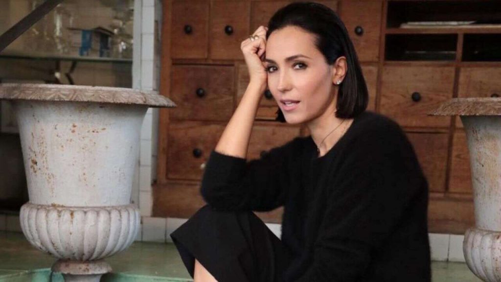 Caterina balivo social - Facebook -c4comic.it