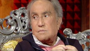 Emilio Fede (screenshot Raiplay) - c4comic.it
