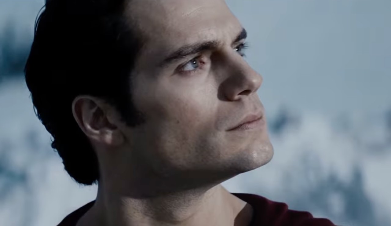 Superman, il retroscena sull’uscita di scena di Henry Cavill: la richiesta ai produttori dopo la dolorosa esclusione