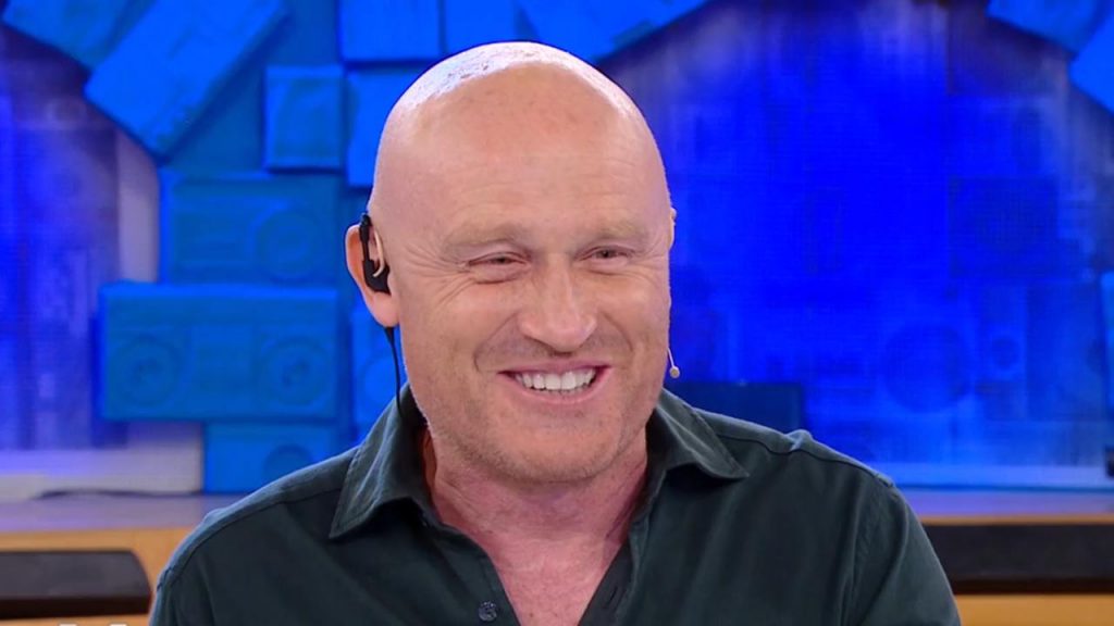 Rudy Zerbi (screenshot TV Mediaset) - c4comic.it