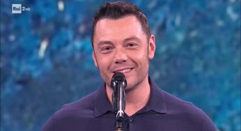 Tiziano Ferro, l’abuso dio farmaci devastante: ricoverato d’urgenza a Madrid | Il quadro clinico