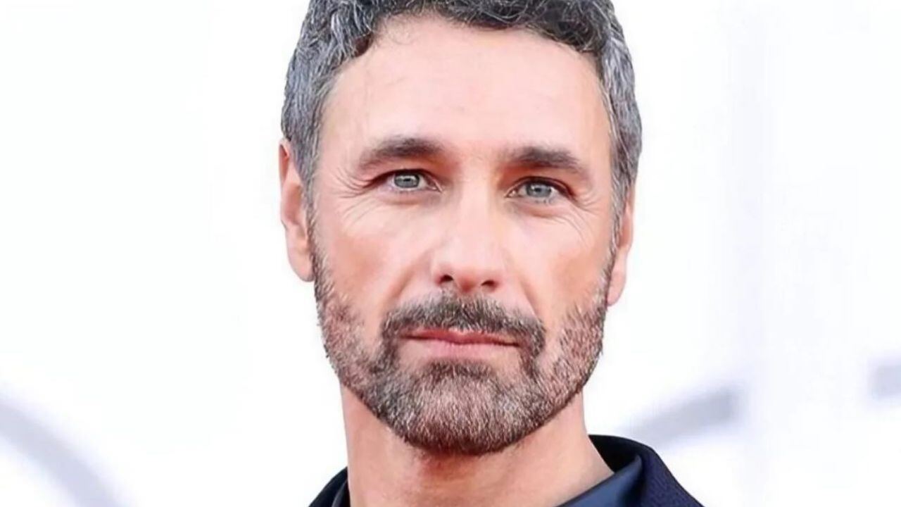 raoul bova intervento - Facebook-c4comic.it