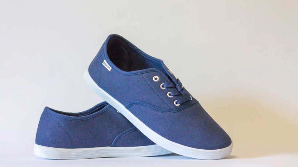 Cattivo-odore-scarpe-Foto-di-Web-Donut-da-Pexels-C4Comic.it
