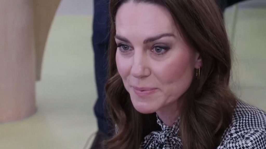 Kate Middleton (screenshot TV Mediaset) - c4comic.it
