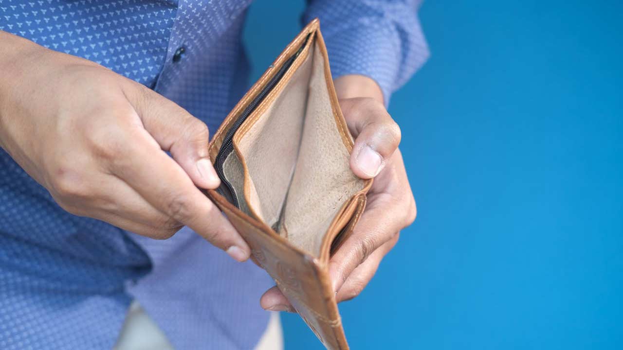 Portafoglio-vuoto-Foto-di-Towfiqu-barbhuiya-da-Pexels-C4Comic.it